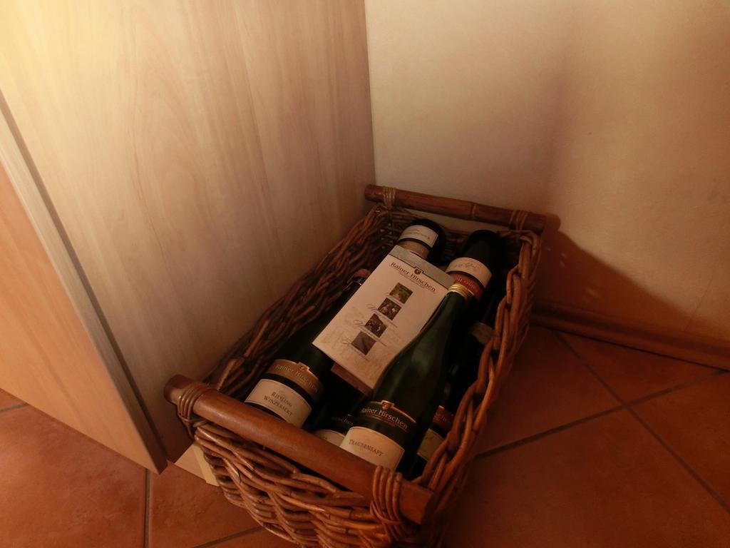 Burg  Weingut Hirschen Enkircherweg מראה חיצוני תמונה